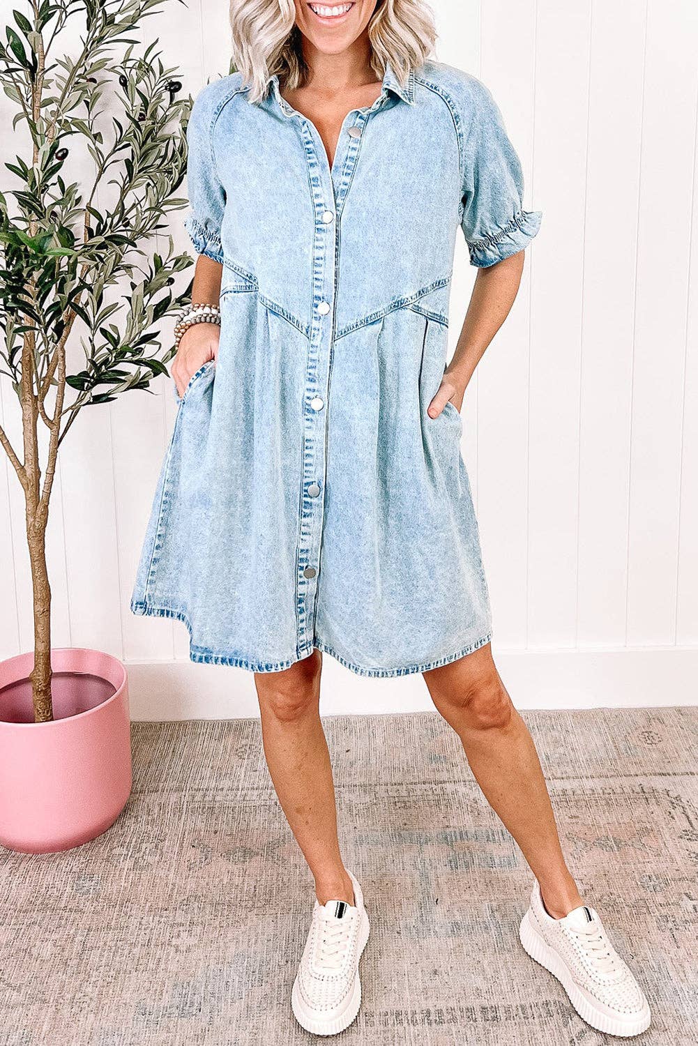 Mineral Wash Ruffled Short Sleeve Buttoned Denim Dress: Beau Blue / S / 82%Cotton+10%Polyester+8%Viscose